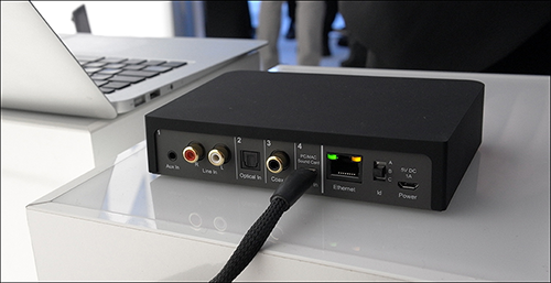 Dynaudio-Xeo-boks copy.png Dynaudio-Xeo-boks copy.png